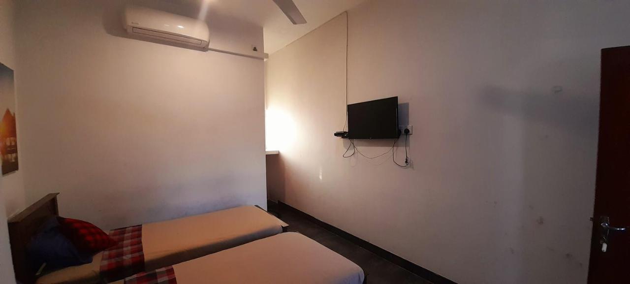 Hotel 100 마운트 라비니아 외부 사진